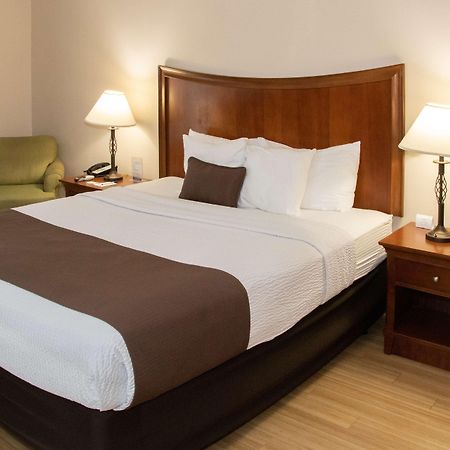 Best Western I-5 Inn & Suites Lodi Ngoại thất bức ảnh
